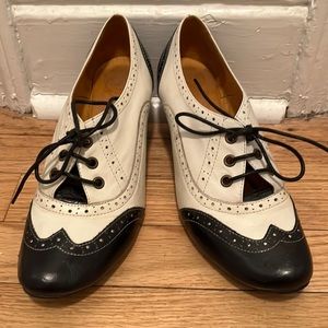 Jeffrey Campbell two-toned black and white vintage style heels size 8